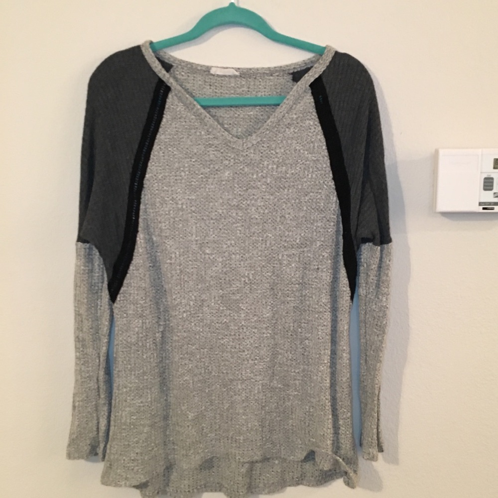 Oversized lightweight gray sweater